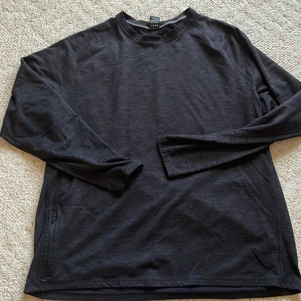 Like new men’s fleece tech shirt sz XXl